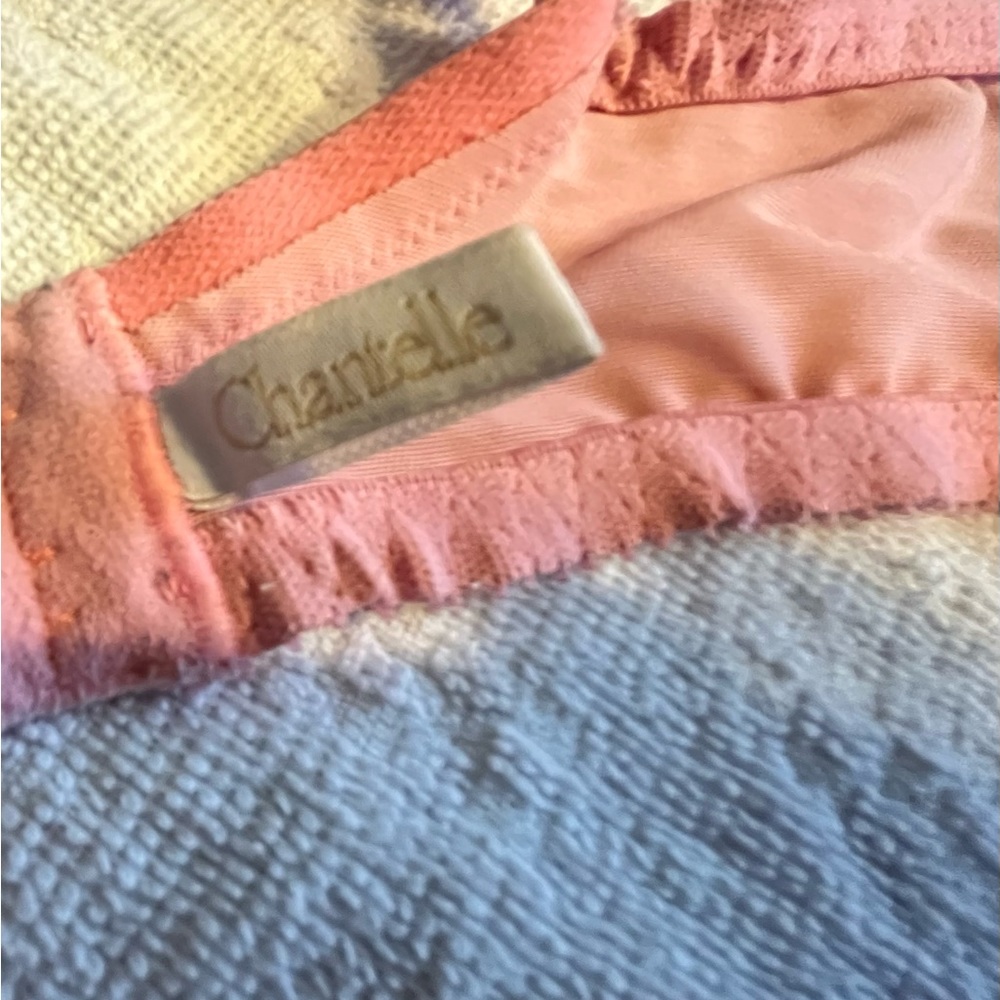 Lacy Pink Chantelle wired - Picture 7 of 7